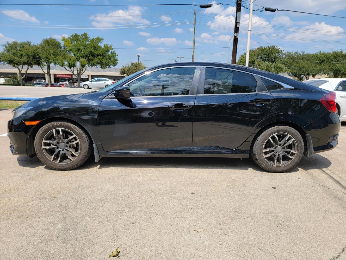 2016 Black Honda Civic LX Sedan CVT (19XFC2F51GE) with an 2.0L L4 DOHC 16V engine, CVT transmission, located at 2020 East Division Street, Arlington, TX, 76011, (817) 801-3191, 32.742390, -97.076874 - Texass premiere Buy Here Pay Here with No Credit Check {score} at 2020 East Division Street Arlington, Texas in the center of Dallas, Fort Worth metro area. For in house auto financing in Lancaster, Waxahachie, Cleburne or Sherman call 817-801-3191. Denton, McKinney, Waco and Weatherford shoppers wa - Photo#5