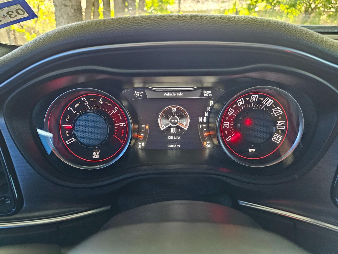 2018 WHITE /Black Dodge Challenger SXT (2C3CDZAG4JH) with an 3.6L V6 DOHC 24V engine, 8A transmission, located at 2020 East Division Street, Arlington, TX, 76011, (817) 801-3191, 32.742390, -97.076874 - Photo#8