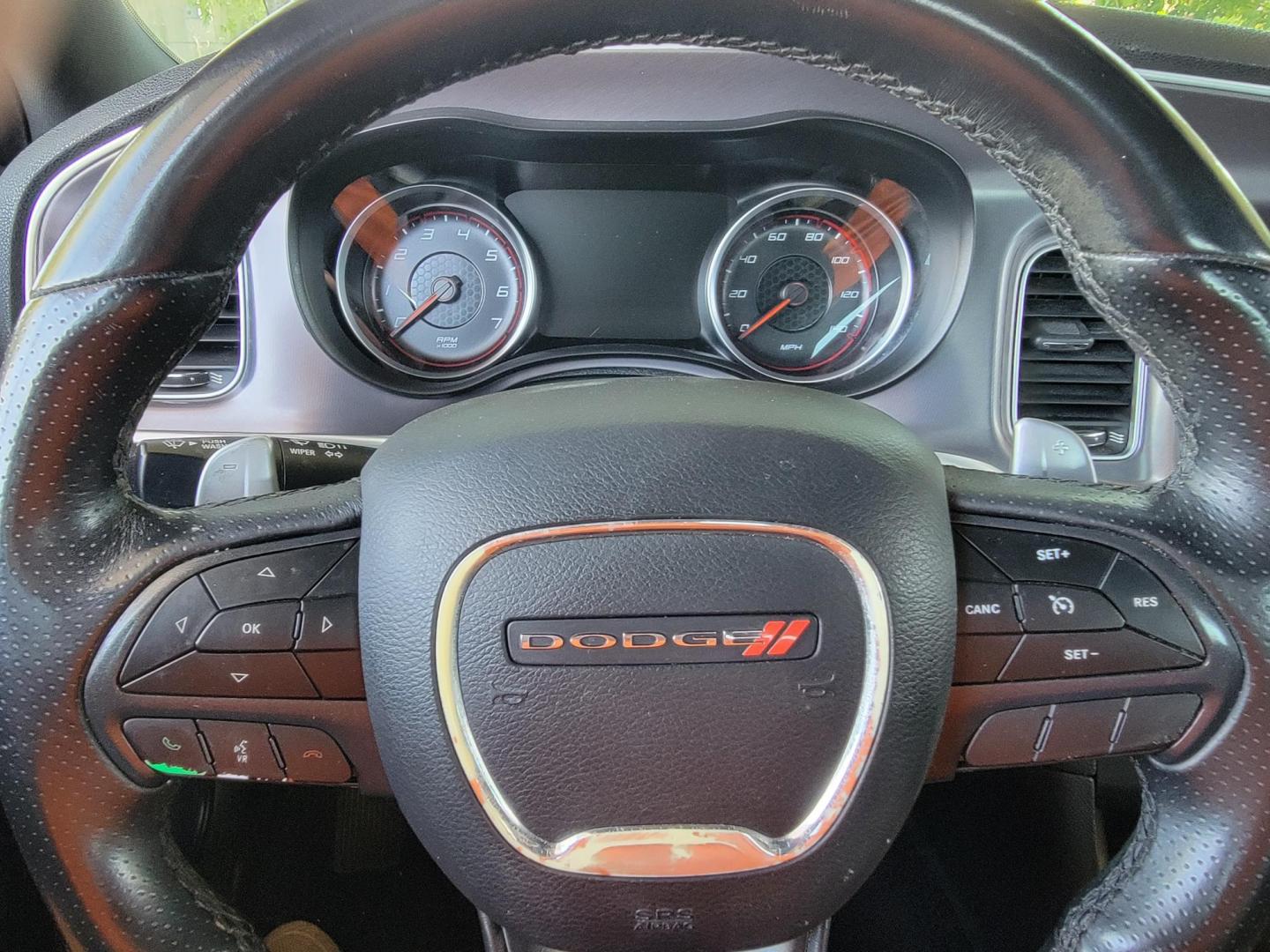 2019 Black Dodge Charger SXT Plus (2C3CDXHG8KH) with an 3.6L V6 DOHC 24V engine, 8A transmission, located at 2020 East Division Street, Arlington, TX, 76011, (817) 801-3191, 32.742390, -97.076874 - Photo#9