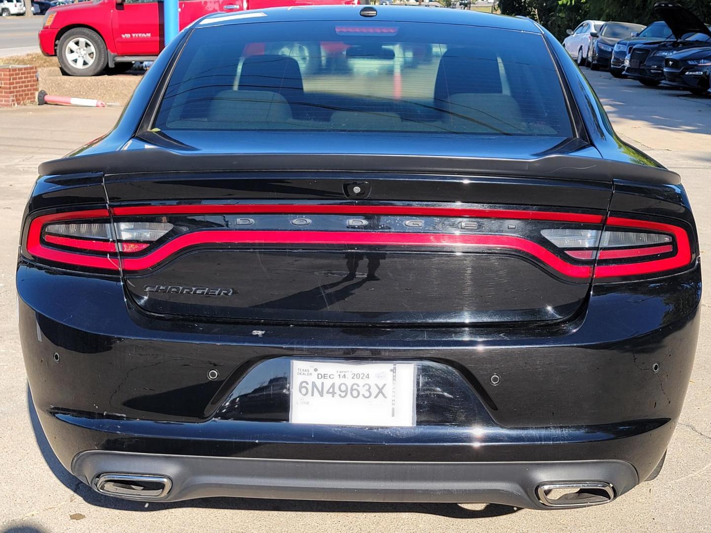 2020 Black Dodge Charger SXT (2C3CDXBG1LH) with an 3.6L V6 DOHC 24V engine, 8A transmission, located at 2020 East Division Street, Arlington, TX, 76011, (817) 801-3191, 32.742390, -97.076874 - Photo#3